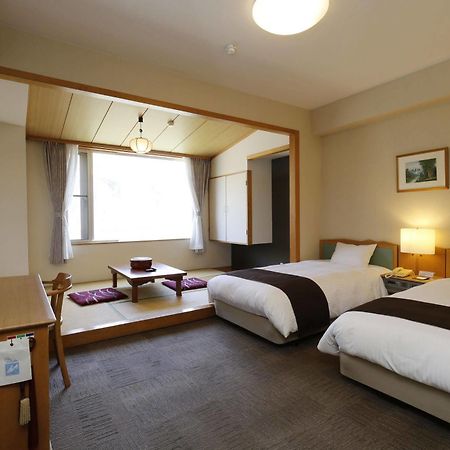 Yuyado Kuttari Onsen Lake Inn Shintoku Exteriér fotografie